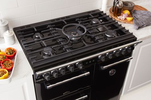 A Duel Fuel Cooker from Belling